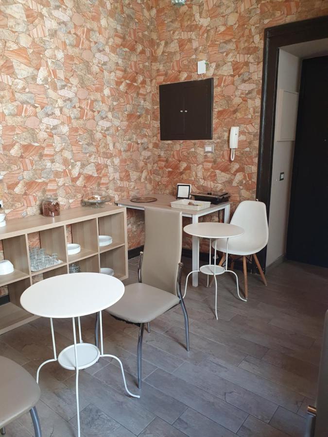 Emyjo Central B&B Napoli Eksteriør billede