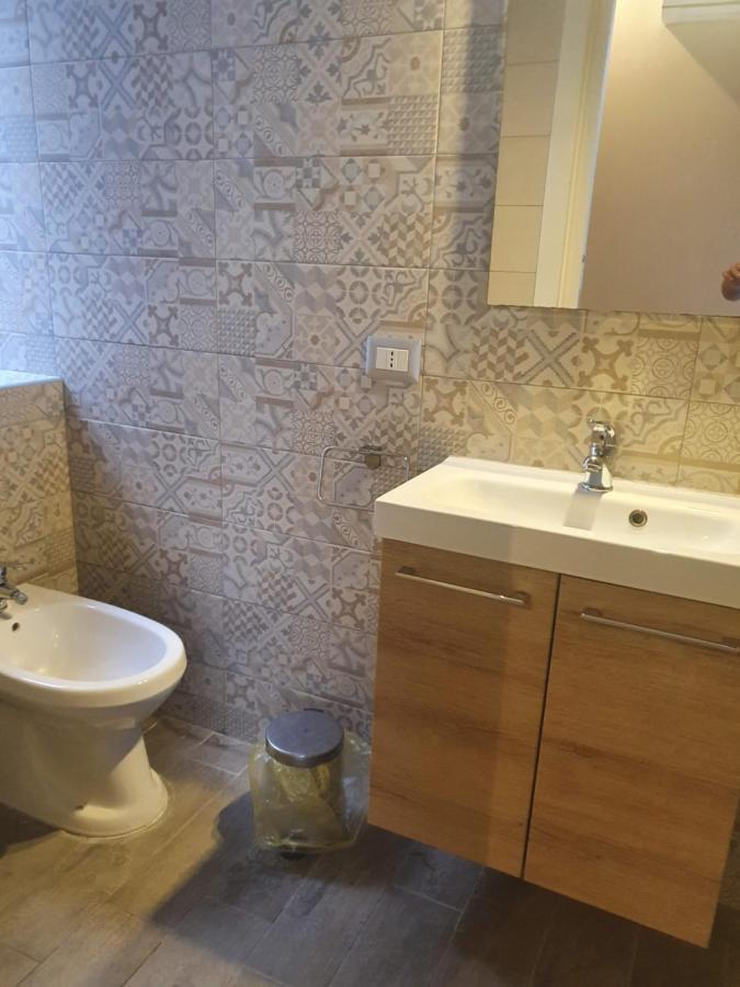 Emyjo Central B&B Napoli Eksteriør billede
