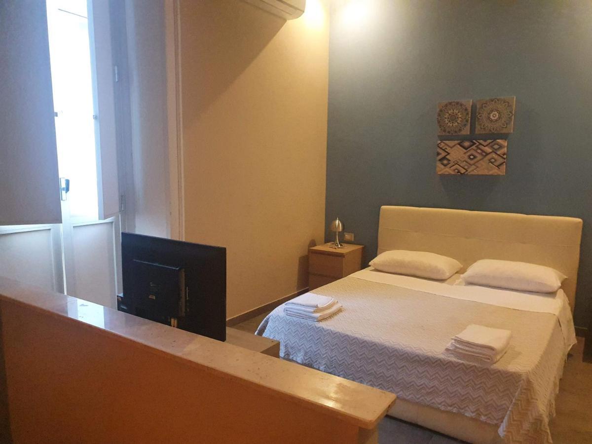 Emyjo Central B&B Napoli Eksteriør billede