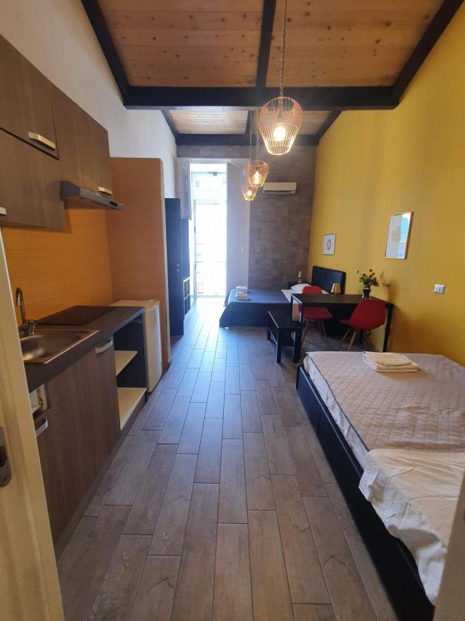 Emyjo Central B&B Napoli Eksteriør billede